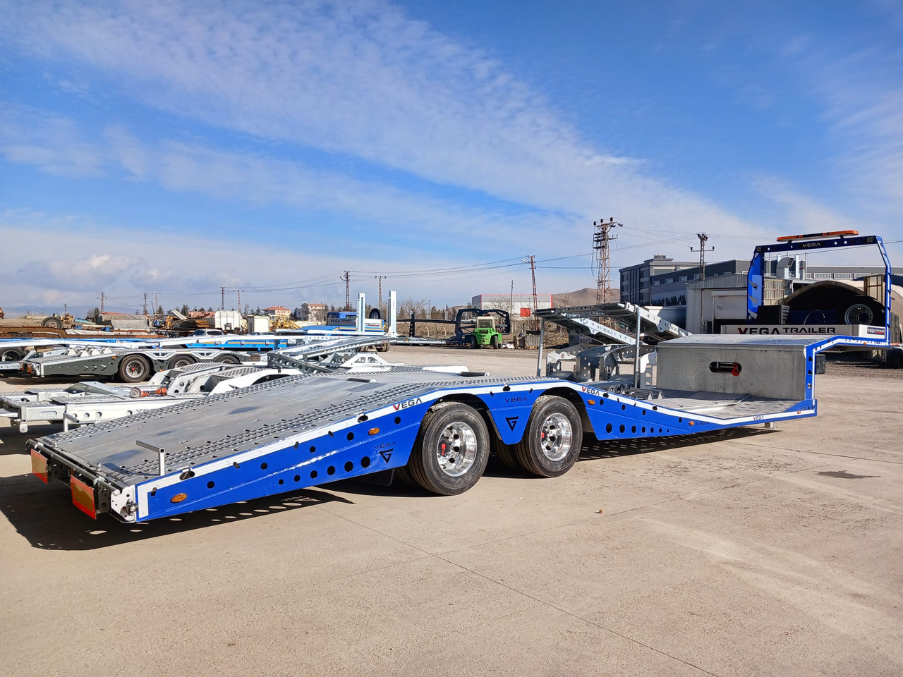 VEGA TRAILER ARLA TRUCK CARRIER - Автотранспортна полуприколка: слика 3 VEGA TRAILER ARLA TRUCK CARRIER - Автотранспортна полуприколка: слика 3