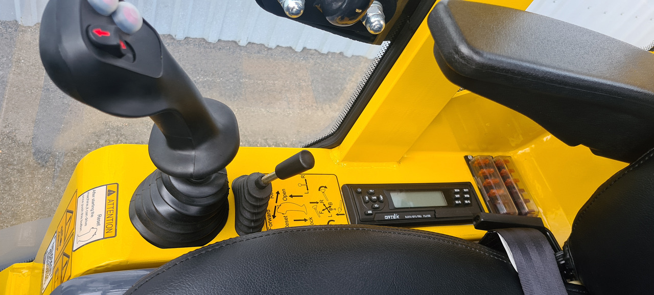 Нов Земјоделски натоварувач Eurotrac W11 Radlader Hoflader: слика 8 Нов Земјоделски натоварувач Eurotrac W11 Radlader Hoflader: слика 8