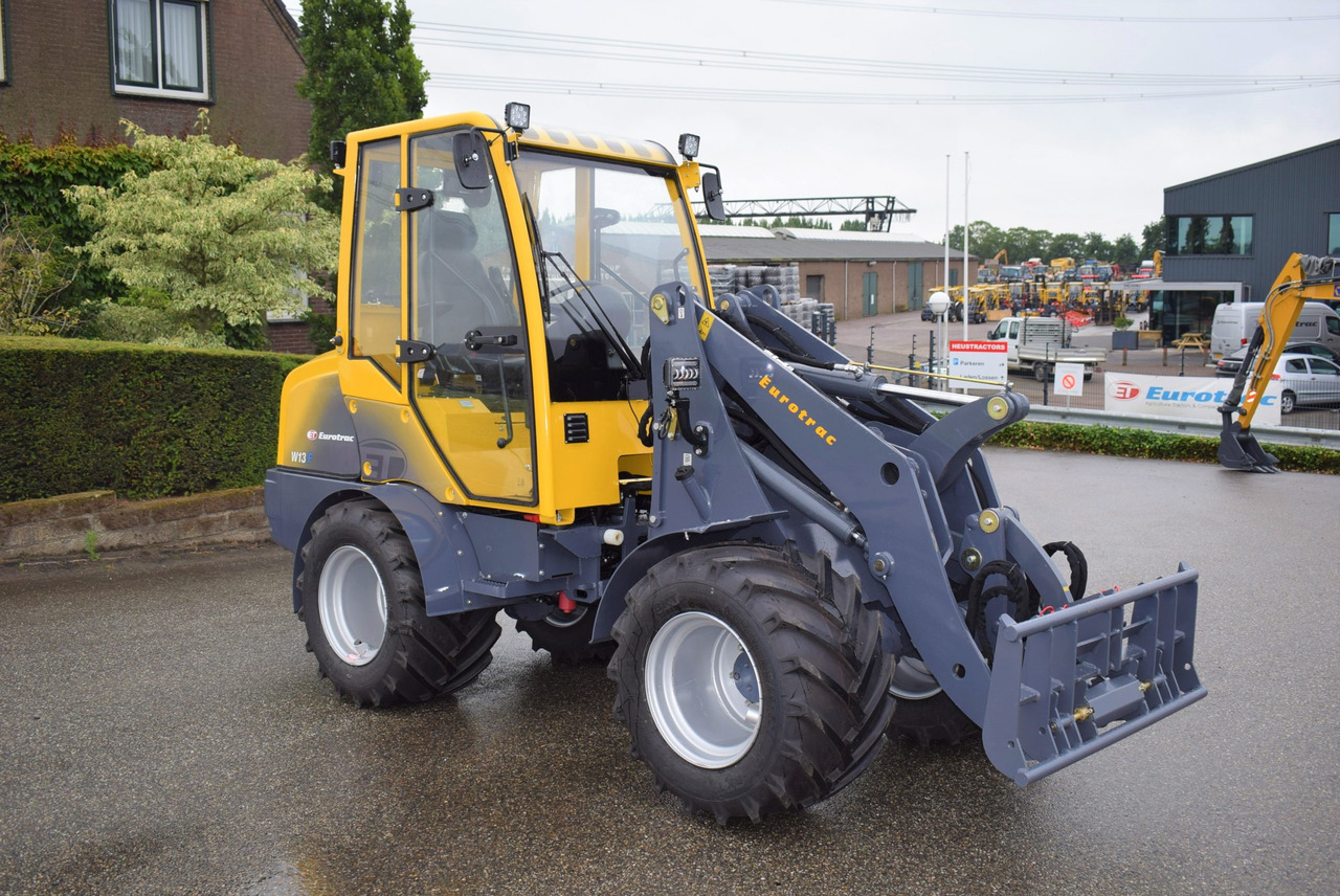 Eurotrac W13 Radlader Hoflader - Земјоделски натоварувач: слика 4 Eurotrac W13 Radlader Hoflader - Земјоделски натоварувач: слика 4