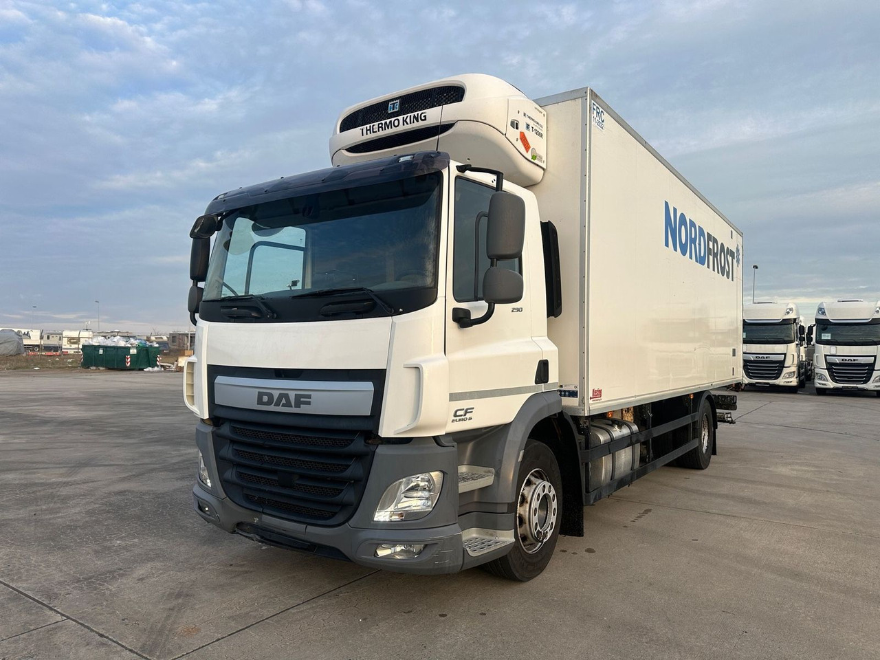 DAF CF 290 * THERMO-KING * BÄR * ACC * SPUR-ASST. - Камион ладилник: слика 1 DAF CF 290 * THERMO-KING * BÄR * ACC * SPUR-ASST. - Камион ладилник: слика 1