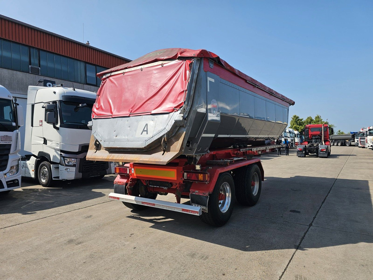 Kempf SKM 31/2 * KIPPMULDE * ELEK. VERDECK *LIFT * BPW - Кипер полуприколка: слика 5 Kempf SKM 31/2 * KIPPMULDE * ELEK. VERDECK *LIFT * BPW - Кипер полуприколка: слика 5