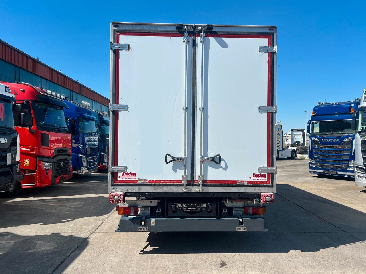 Mercedes-Benz Atego 1224 * KLIMA * THERMO KING * BÄR 1,5t * - Камион ладилник: слика 5 Mercedes-Benz Atego 1224 * KLIMA * THERMO KING * BÄR 1,5t * - Камион ладилник: слика 5