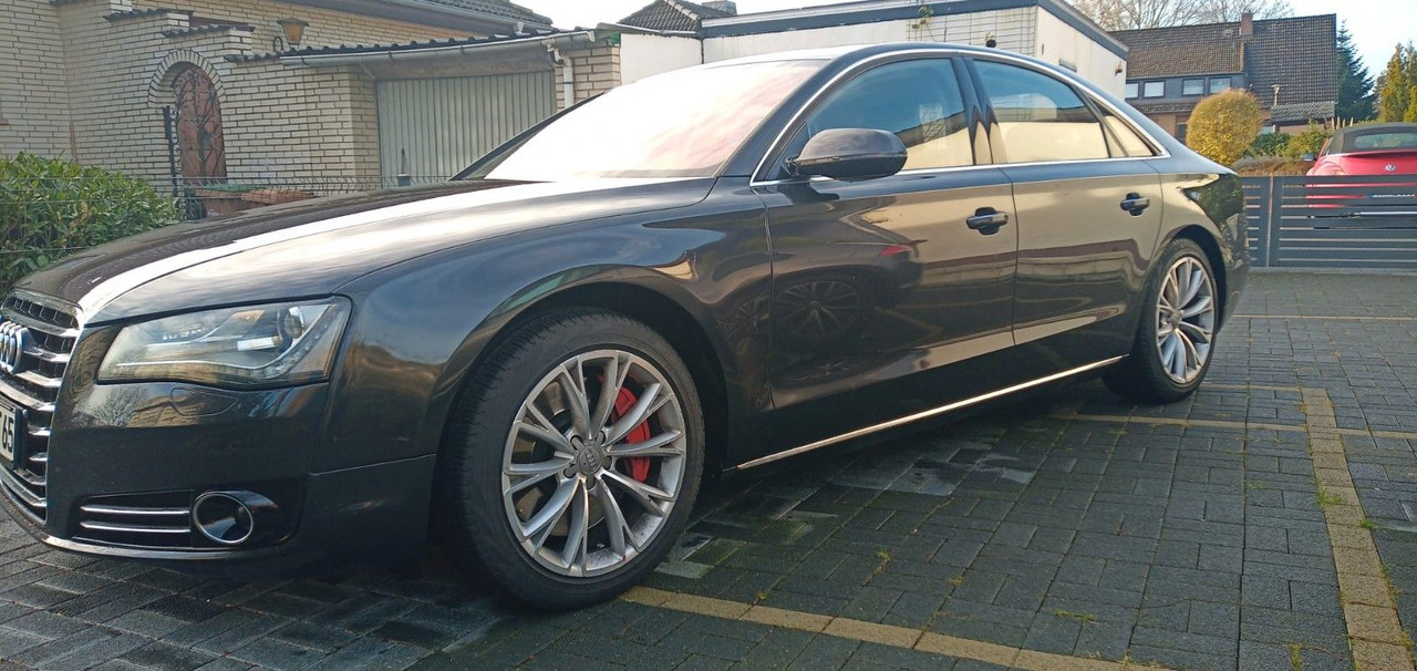 Audi A8 4.2 TDI tiptronic quattro - Седан: слика 1 Audi A8 4.2 TDI tiptronic quattro - Седан: слика 1