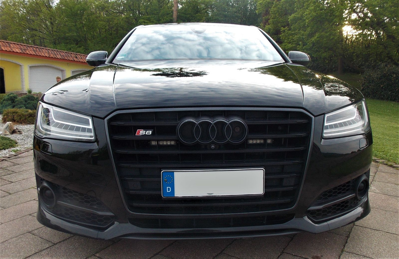 Audi S8 plus original ABT 519kW 320km/h mit 22 Zoll - Седан: слика 4 Audi S8 plus original ABT 519kW 320km/h mit 22 Zoll - Седан: слика 4