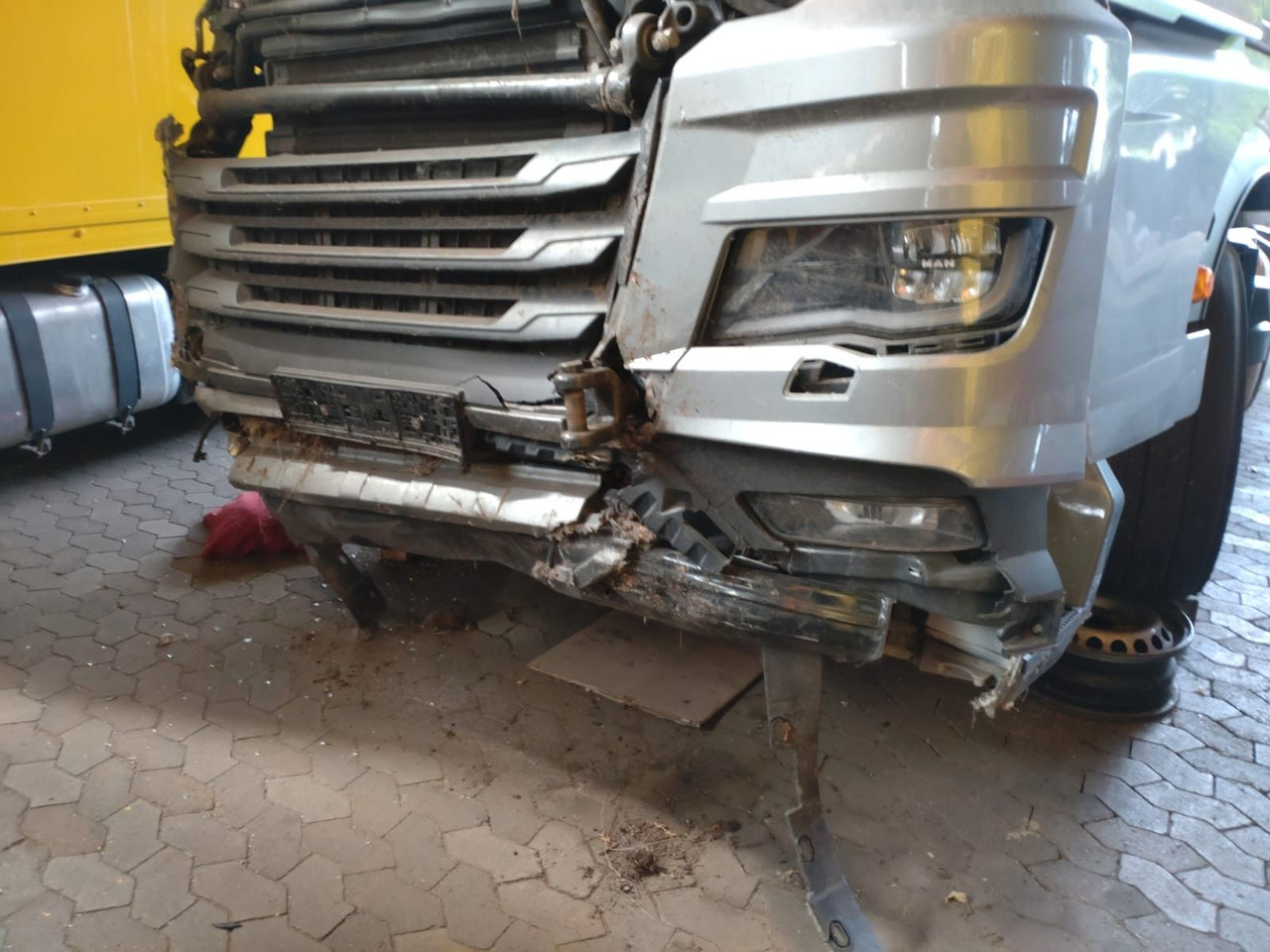 MAN TGX 18.510 - Камион влекач: слика 3 MAN TGX 18.510 - Камион влекач: слика 3