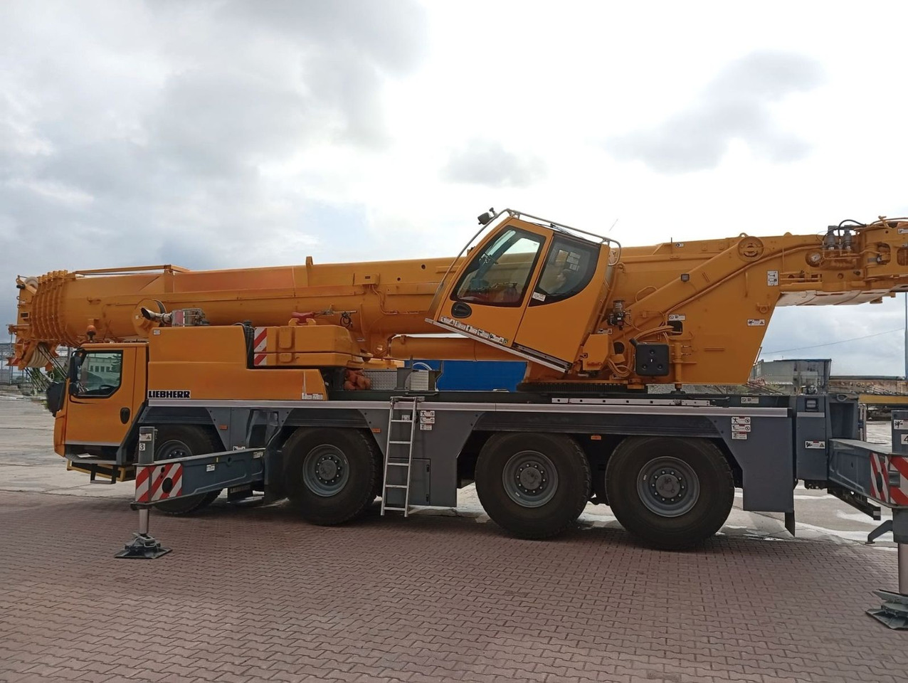 Liebherr LTM 1120-4.1 - Кулски кран: слика 1 Liebherr LTM 1120-4.1 - Кулски кран: слика 1