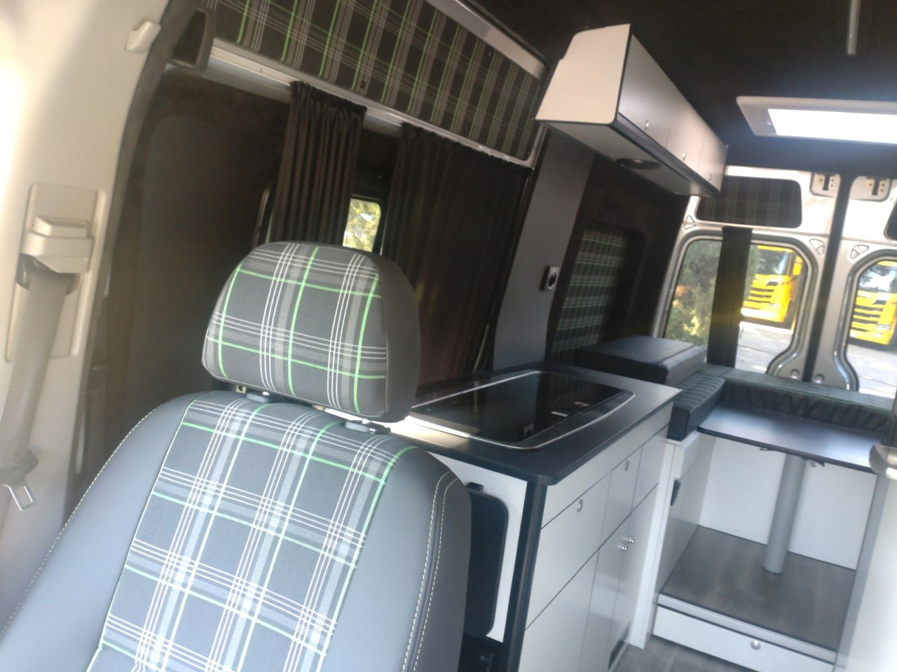 Лизинг на  Mercedes-Benz Sprinter 3,5t  Solar / Dusche / WC Mercedes-Benz Sprinter 3,5t  Solar / Dusche / WC: слика 11