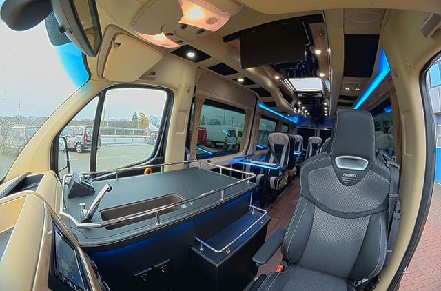 Mercedes-Benz Sprinter 319 VIP 8+1 Mercedes-Benz Sprinter 319 VIP 8+1 - Минибус, Патничко комбе: слика 4 Mercedes-Benz Sprinter 319 VIP 8+1 Mercedes-Benz Sprinter 319 VIP 8+1 - Минибус, Патничко комбе: слика 4