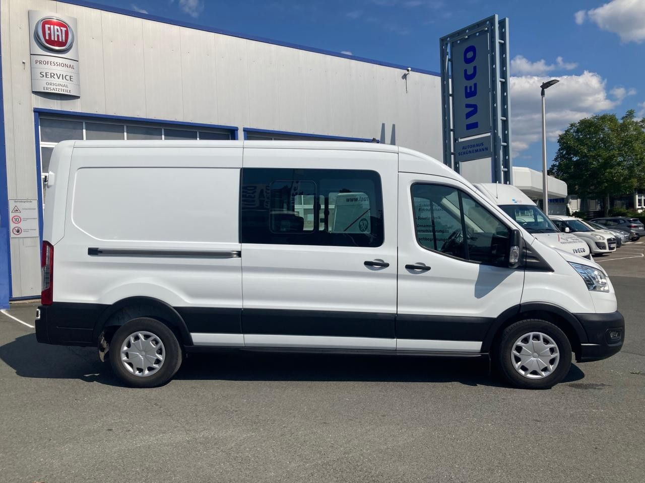Ford Transit 350 L3H2 MIXTO Euro6 Klima AHK Ford Transit 350 L3H2 MIXTO Euro6 Klima AHK - Товарно комбе: слика 3 Ford Transit 350 L3H2 MIXTO Euro6 Klima AHK Ford Transit 350 L3H2 MIXTO Euro6 Klima AHK - Товарно комбе: слика 3