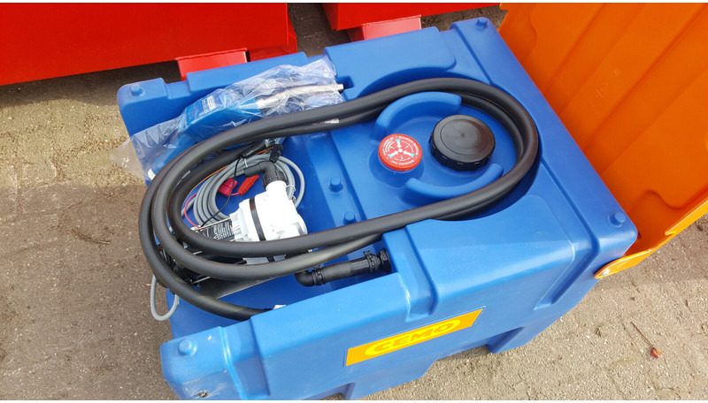 ADBLUE tank - Камион цистерна: слика 2 ADBLUE tank - Камион цистерна: слика 2