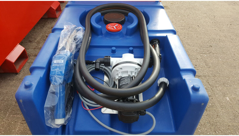 ADBLUE tank - Камион цистерна: слика 3 ADBLUE tank - Камион цистерна: слика 3