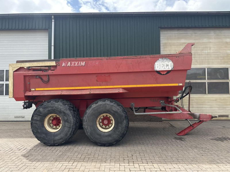 Beco Maxxim 220 - Кипер приколка: слика 1 Beco Maxxim 220 - Кипер приколка: слика 1