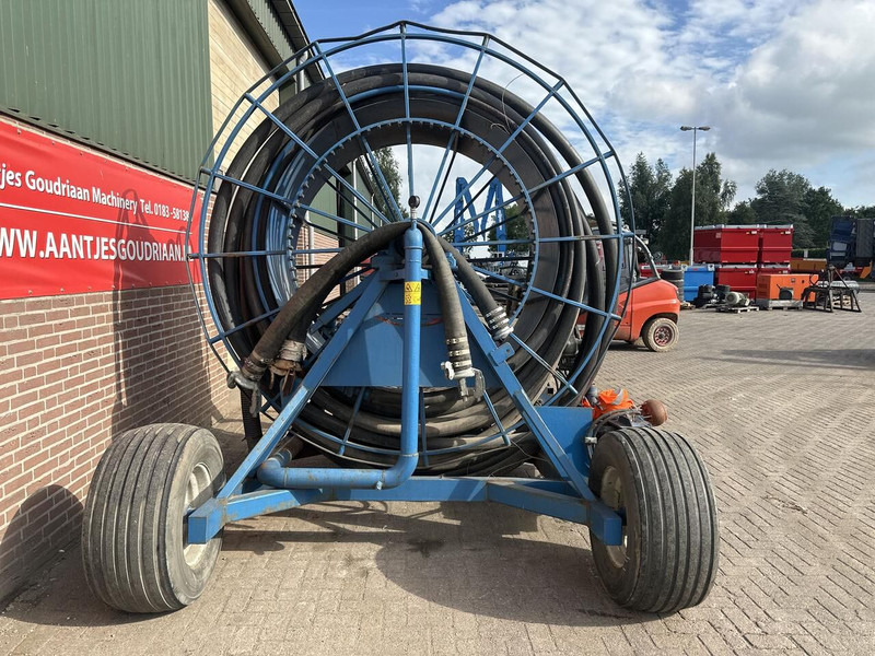 Haspel met eigen pomp - Gebruikt - Распрскувач монтиран на трактор: слика 4 Haspel met eigen pomp - Gebruikt - Распрскувач монтиран на трактор: слика 4