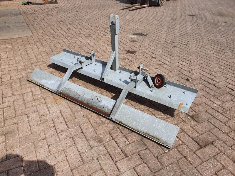 Manegevlakker 2000mm - Ситнач: слика 4 Manegevlakker 2000mm - Ситнач: слика 4