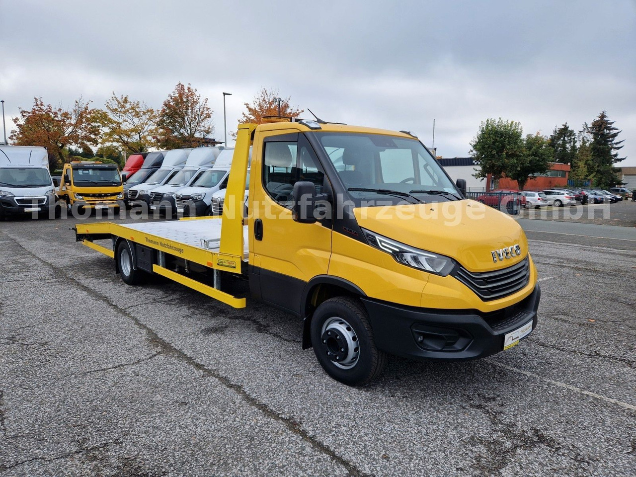 Iveco DAILY 70C18 Festplateau Alu Premium Navi ACC - Камион за влечење: слика 1 Iveco DAILY 70C18 Festplateau Alu Premium Navi ACC - Камион за влечење: слика 1