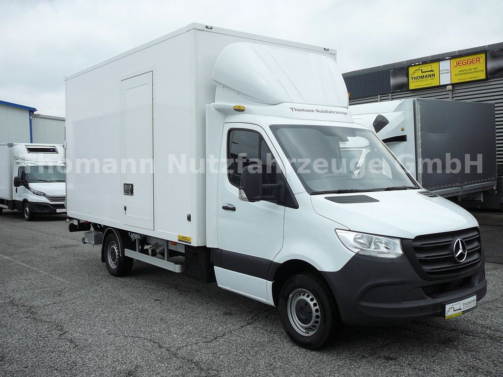 Mercedes-Benz Sprinter 317 CDI Koffer Ultralight LBW Neuheit - Комбе фургон: слика 1 Mercedes-Benz Sprinter 317 CDI Koffer Ultralight LBW Neuheit - Комбе фургон: слика 1