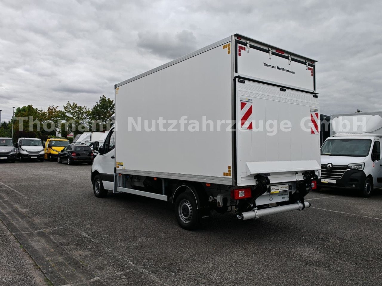 Mercedes-Benz Sprinter 319 CDI Kühlkoffer Xarios 300 LBW - Комбе ладилник: слика 4 Mercedes-Benz Sprinter 319 CDI Kühlkoffer Xarios 300 LBW - Комбе ладилник: слика 4