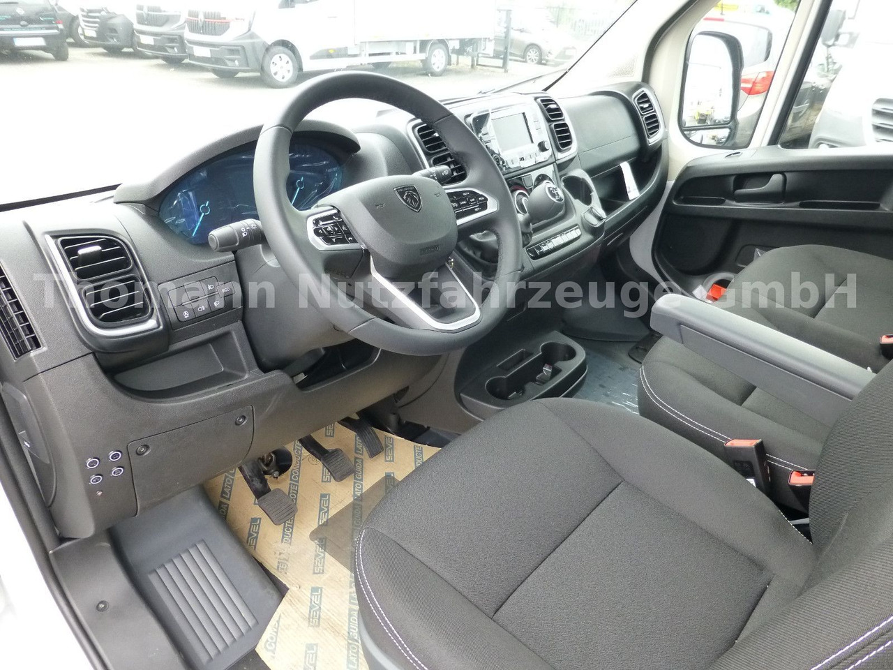 Камион за влечење Peugeot Boxer Abschleppwagen Klima AHK R-Camera: слика 17