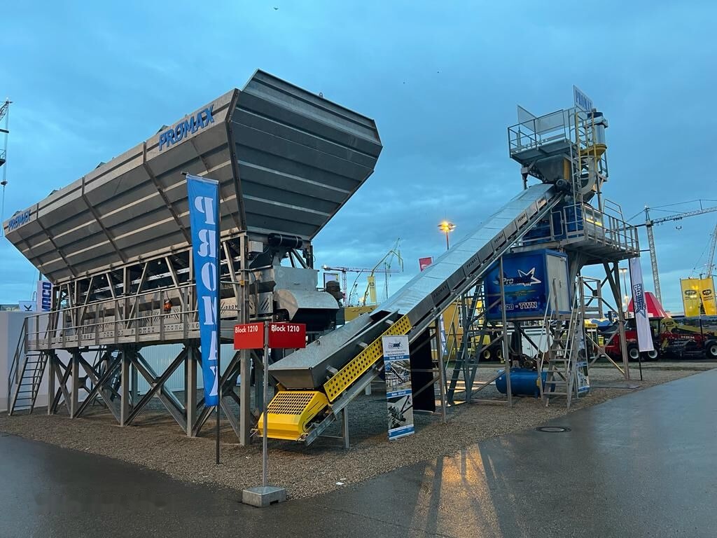 Promax GALVANIZED Compact Concrete Batching Plant C120-TWN-LINE (120m3/ - Силос за цемент: слика 1 Promax GALVANIZED Compact Concrete Batching Plant C120-TWN-LINE (120m3/ - Силос за цемент: слика 1
