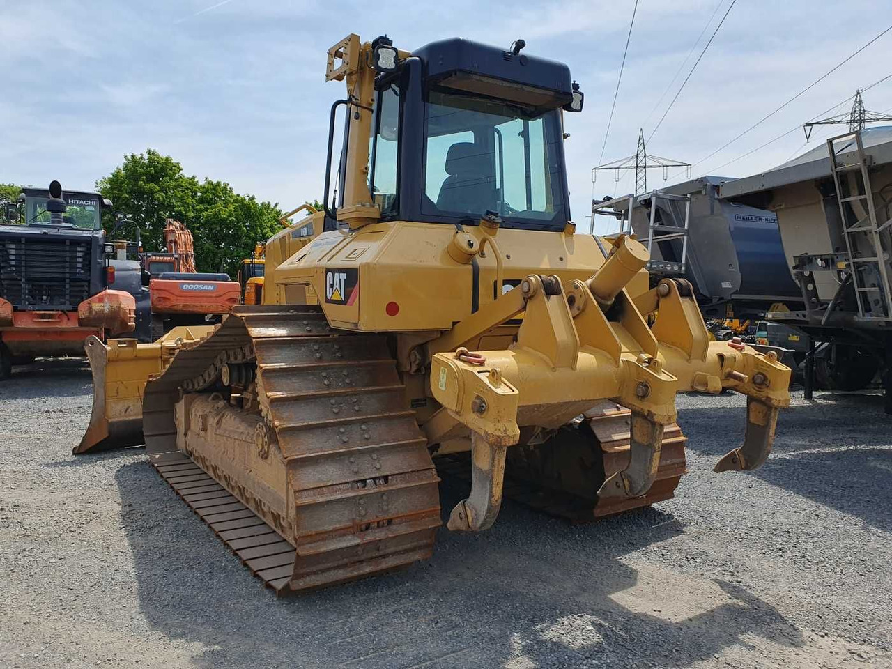 CAT D6N LGP / 8.524h / Klappschild / Ripper - Булдожер: слика 4 CAT D6N LGP / 8.524h / Klappschild / Ripper - Булдожер: слика 4