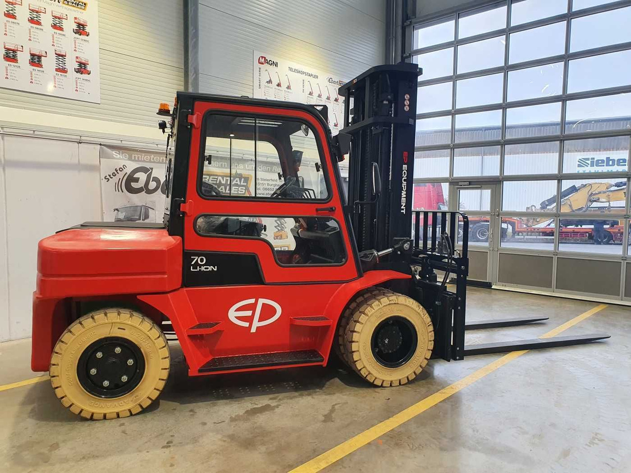 EP Equipment EFL 702 / 7T / Triplex: 5,40m / ZVG - Електричен вилушкар: слика 5 EP Equipment EFL 702 / 7T / Triplex: 5,40m / ZVG - Електричен вилушкар: слика 5