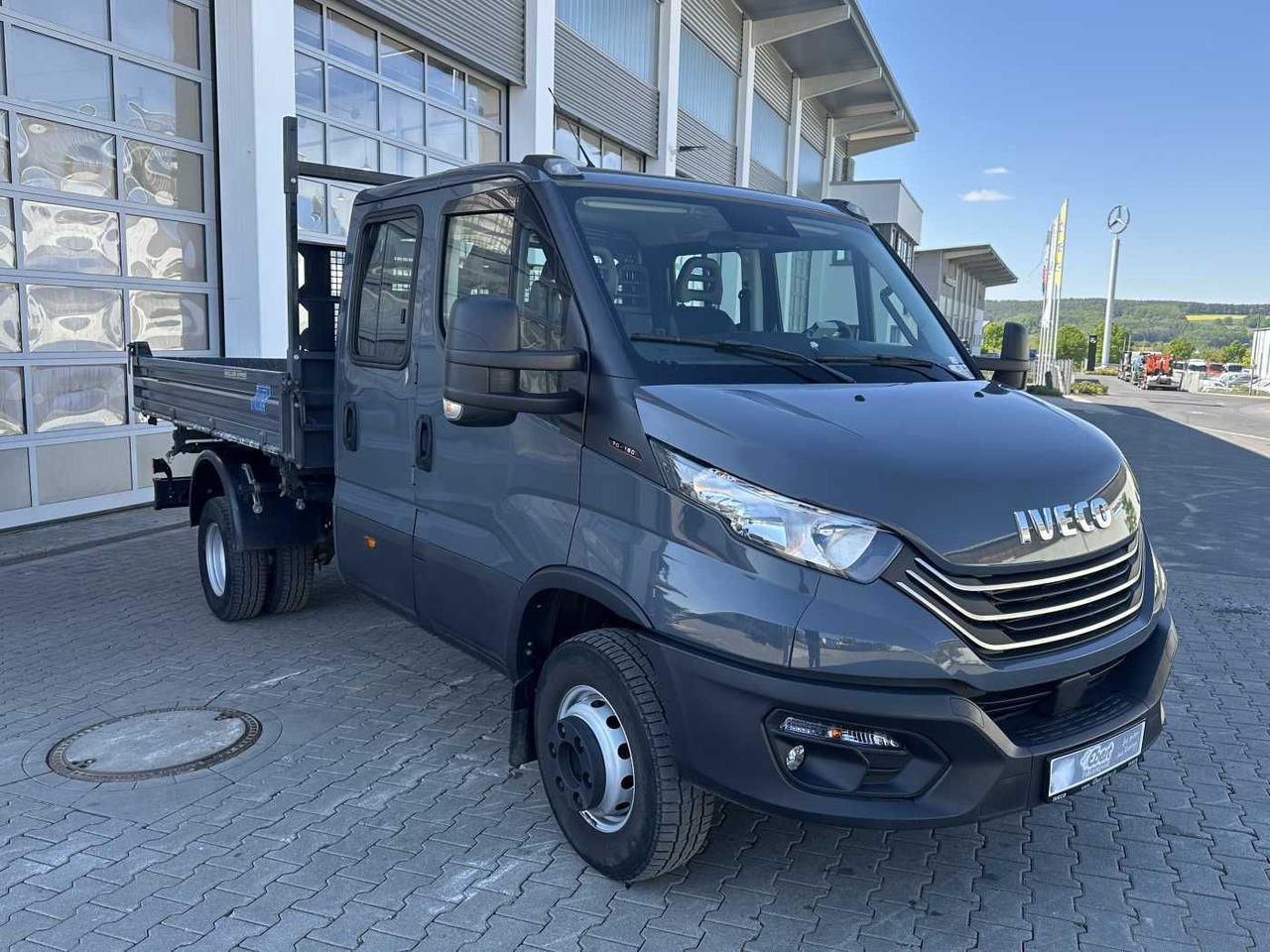 Iveco 70C18H Meiller 3-S.Kipper *R.3750mm*7Sitze*AHK* - Комби кипер: слика 3 Iveco 70C18H Meiller 3-S.Kipper *R.3750mm*7Sitze*AHK* - Комби кипер: слика 3