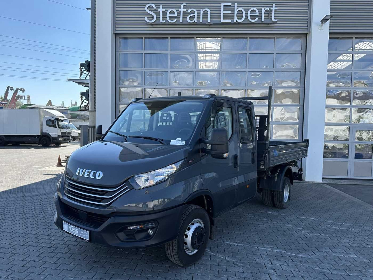 Iveco 70C18H Meiller 3-S.Kipper *R.3750mm*7Sitze*AHK* - Комби кипер: слика 1 Iveco 70C18H Meiller 3-S.Kipper *R.3750mm*7Sitze*AHK* - Комби кипер: слика 1