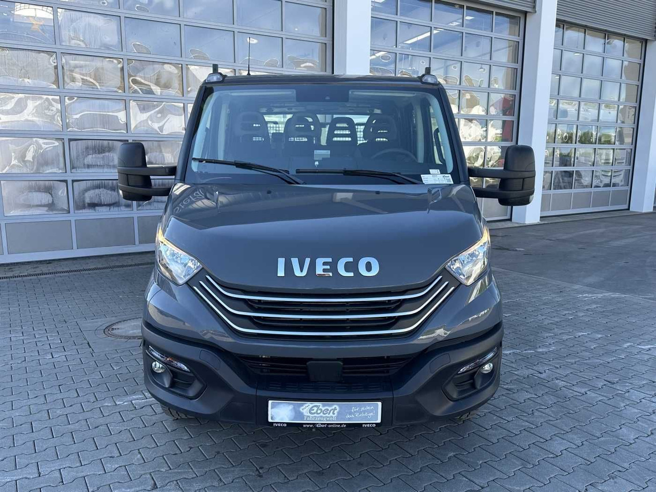 Iveco 70C18H Meiller 3-S.Kipper *R.3750mm*7Sitze*AHK* - Комби кипер: слика 2 Iveco 70C18H Meiller 3-S.Kipper *R.3750mm*7Sitze*AHK* - Комби кипер: слика 2