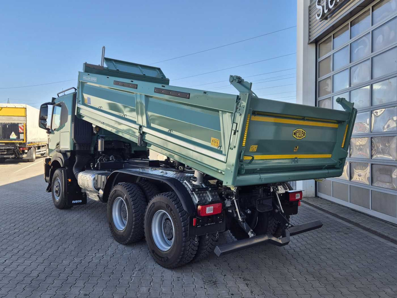 Iveco AT300X48Z HR OFF 6x6 Meiller-Kipper + Bordmatik - Кипер: слика 4 Iveco AT300X48Z HR OFF 6x6 Meiller-Kipper + Bordmatik - Кипер: слика 4