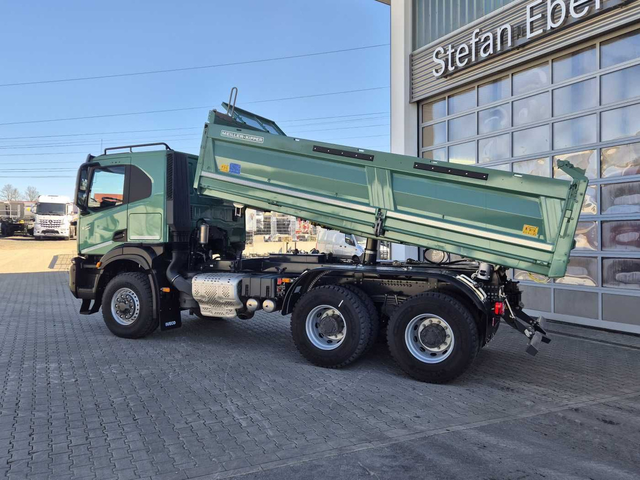 Iveco AT300X48Z HR OFF 6x6 Meiller-Kipper + Bordmatik - Кипер: слика 3 Iveco AT300X48Z HR OFF 6x6 Meiller-Kipper + Bordmatik - Кипер: слика 3