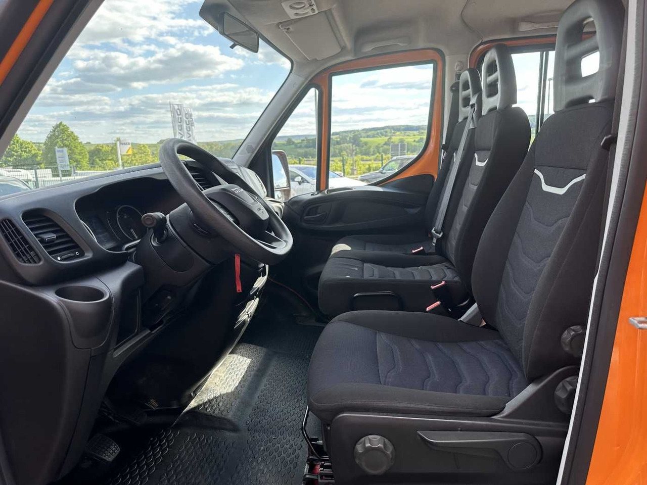 Комбе со церада Iveco Daily 35S14 Pritsche+Plane *AHK*Ladekran*7-Sitze: слика 10