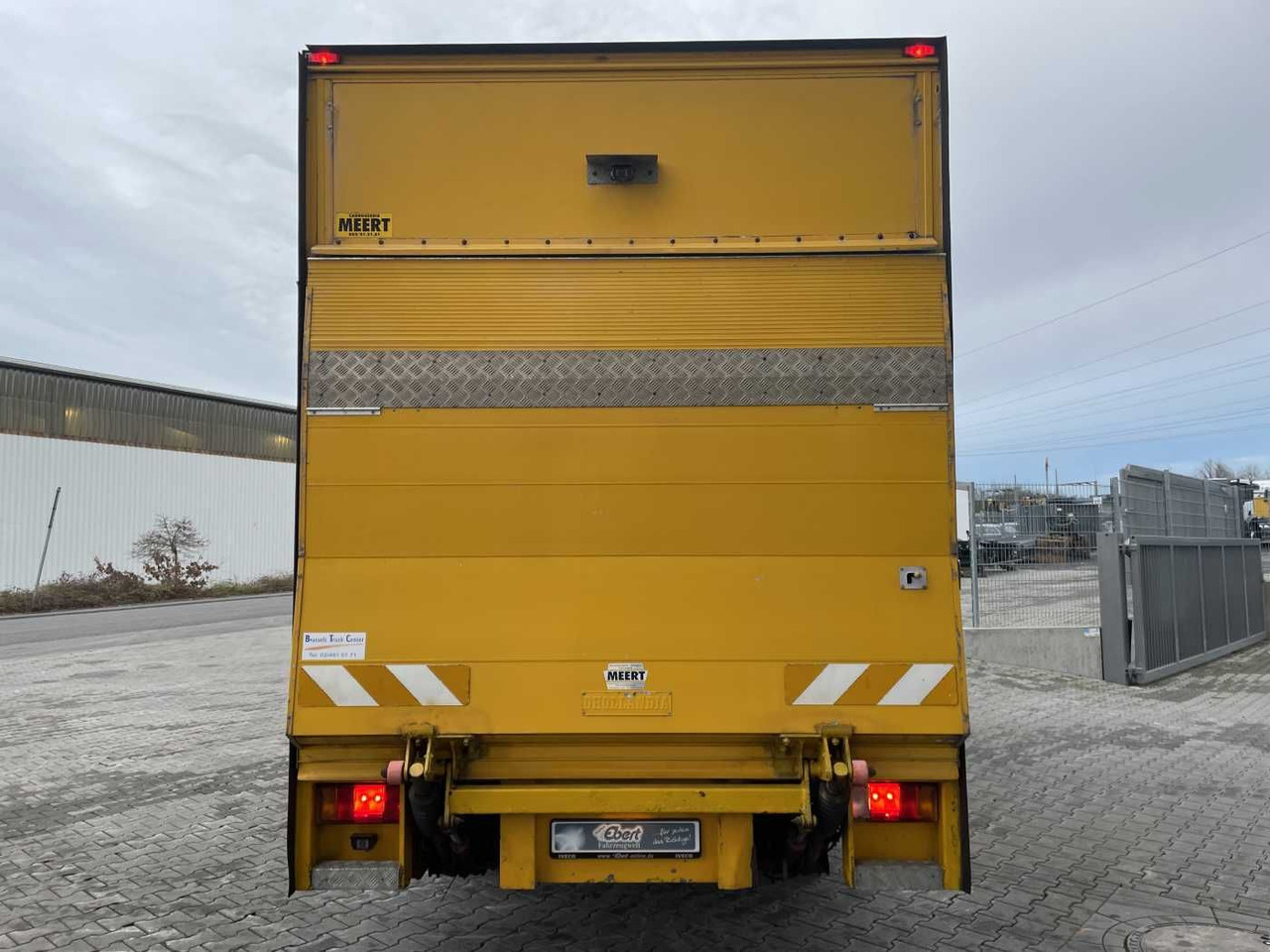 Iveco Daily 50C17 3.0L *Koffer*LBW*Klima* - Комбе фургон: слика 4 Iveco Daily 50C17 3.0L *Koffer*LBW*Klima* - Комбе фургон: слика 4