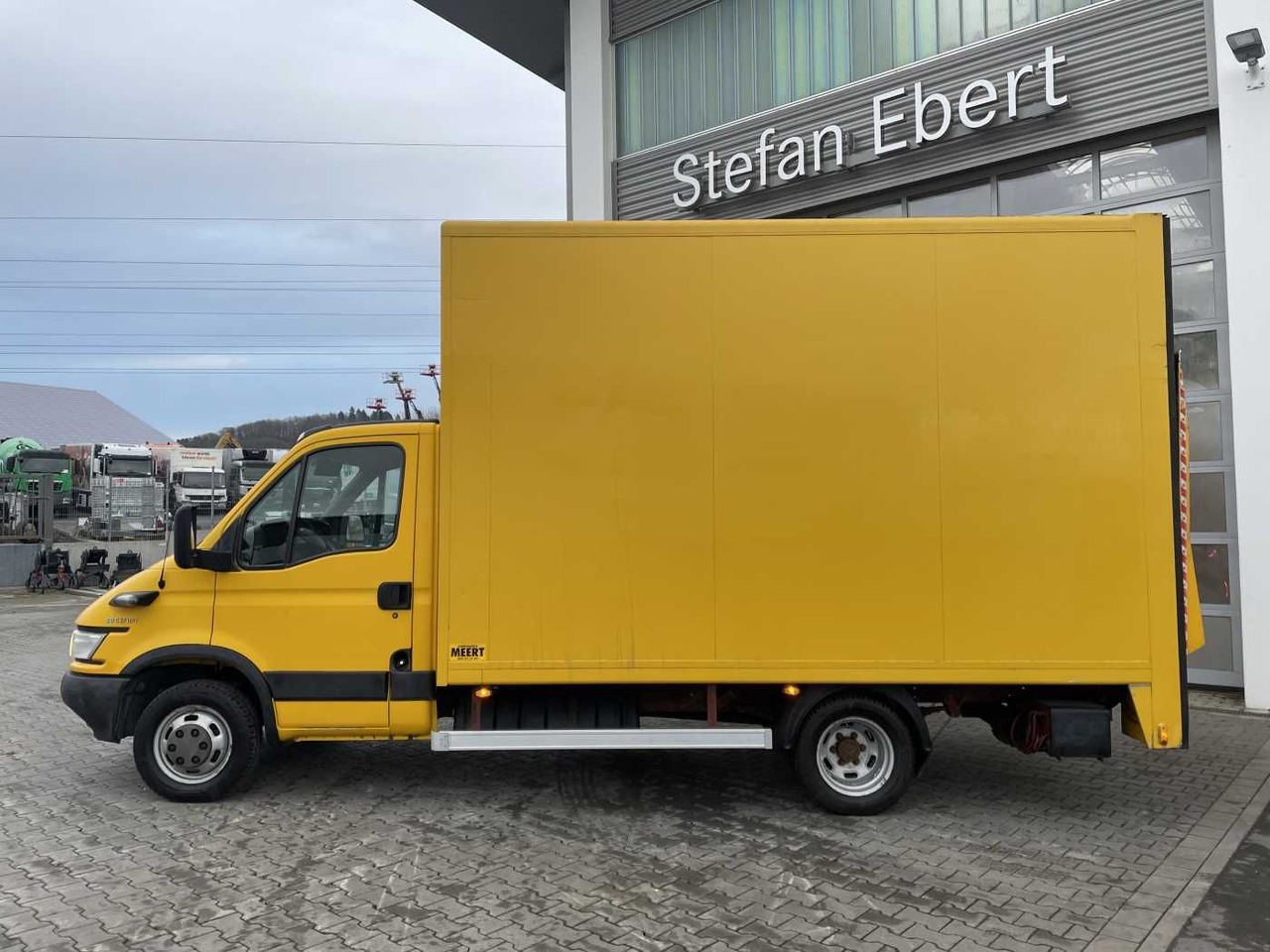 Iveco Daily 50C17 3.0L *Koffer*LBW*Klima* - Комбе фургон: слика 2 Iveco Daily 50C17 3.0L *Koffer*LBW*Klima* - Комбе фургон: слика 2