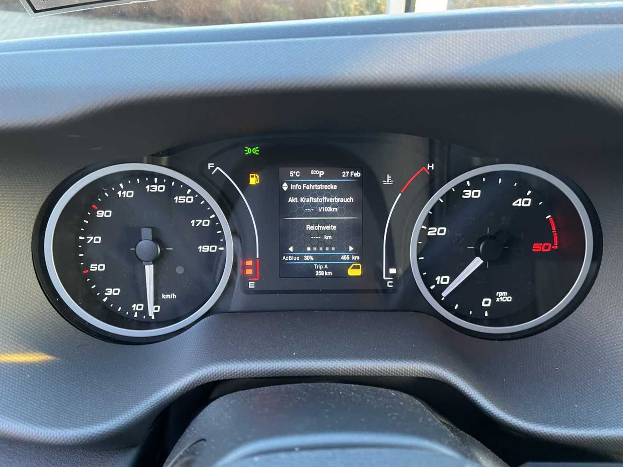 Нов Комбе фургон Iveco Daily 70C18 HA8 *LBW*Schwenkwandkoffer*: слика 14