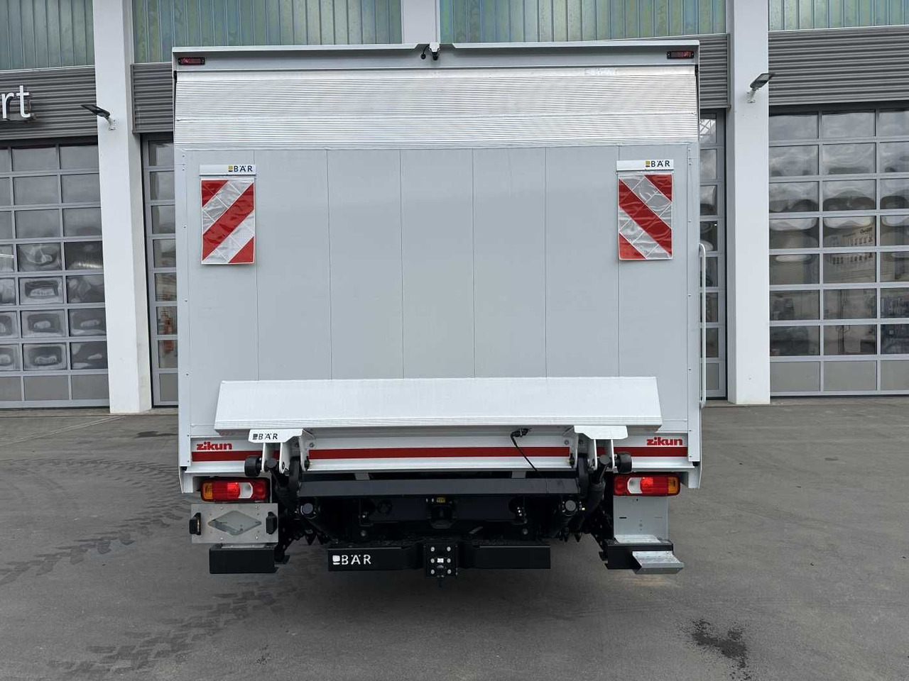 Нов Комбе фургон Iveco Daily 70C18 HA8 *LBW*Schwenkwandkoffer*: слика 6