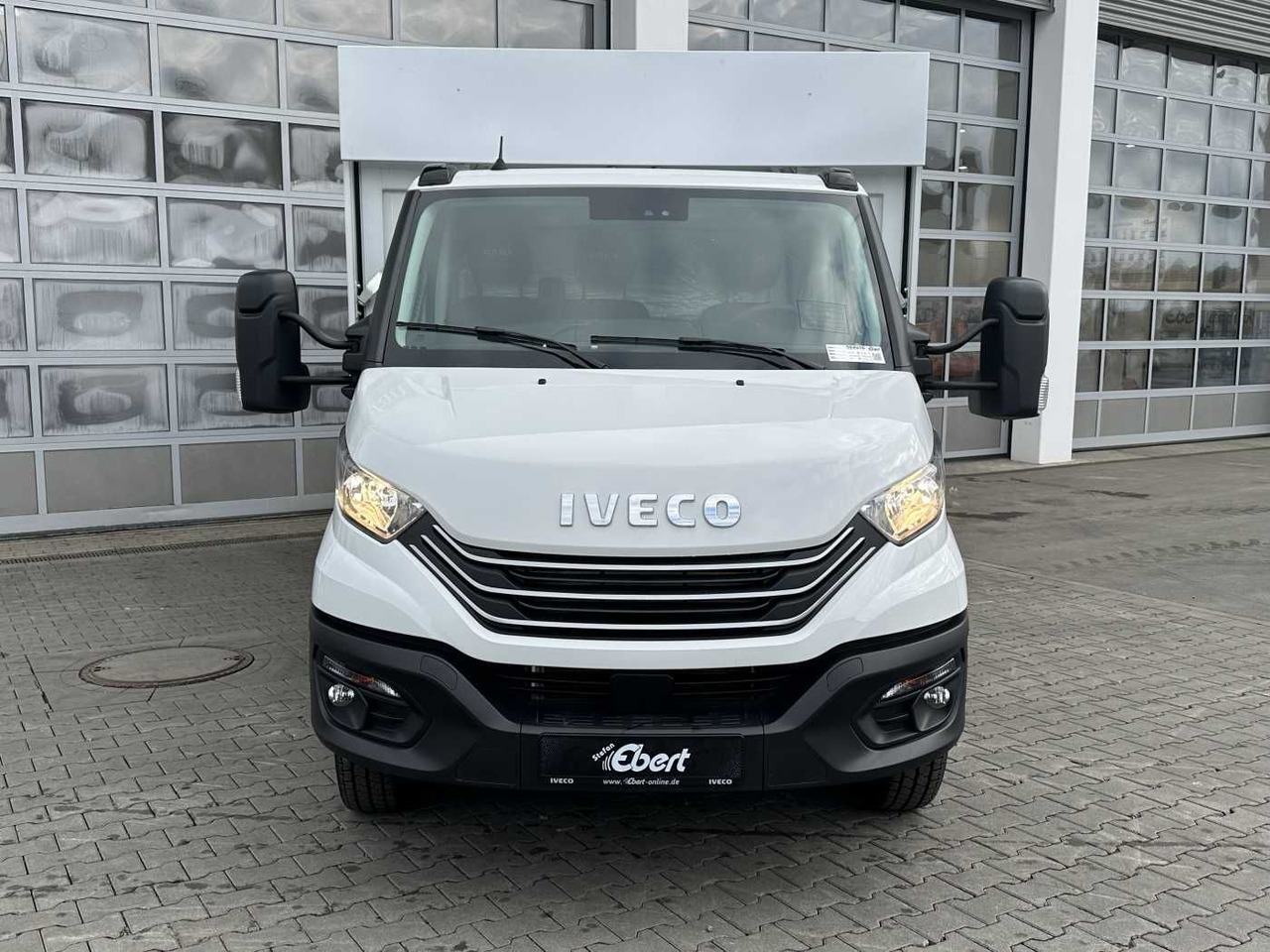 Нов Комбе фургон Iveco Daily 70C18 HA8 *LBW*Schwenkwandkoffer*: слика 11