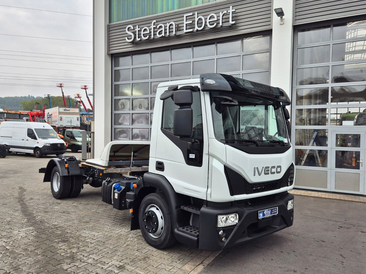 Iveco Eurocargo ML120E21/FP Spoiler Klima Xenon 3 St. - Камион со кабинска шасија: слика 3 Iveco Eurocargo ML120E21/FP Spoiler Klima Xenon 3 St. - Камион со кабинска шасија: слика 3