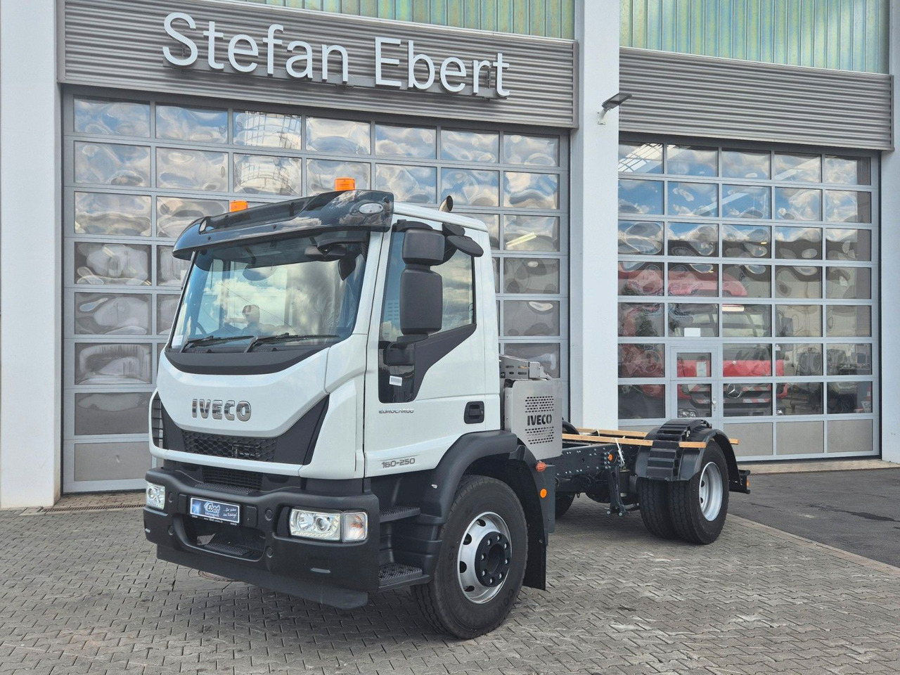 Iveco Eurocargo ML160E25/P EVI_E 4x2 RHD Rechtslenker - Возило за метење: слика 3 Iveco Eurocargo ML160E25/P EVI_E 4x2 RHD Rechtslenker - Возило за метење: слика 3