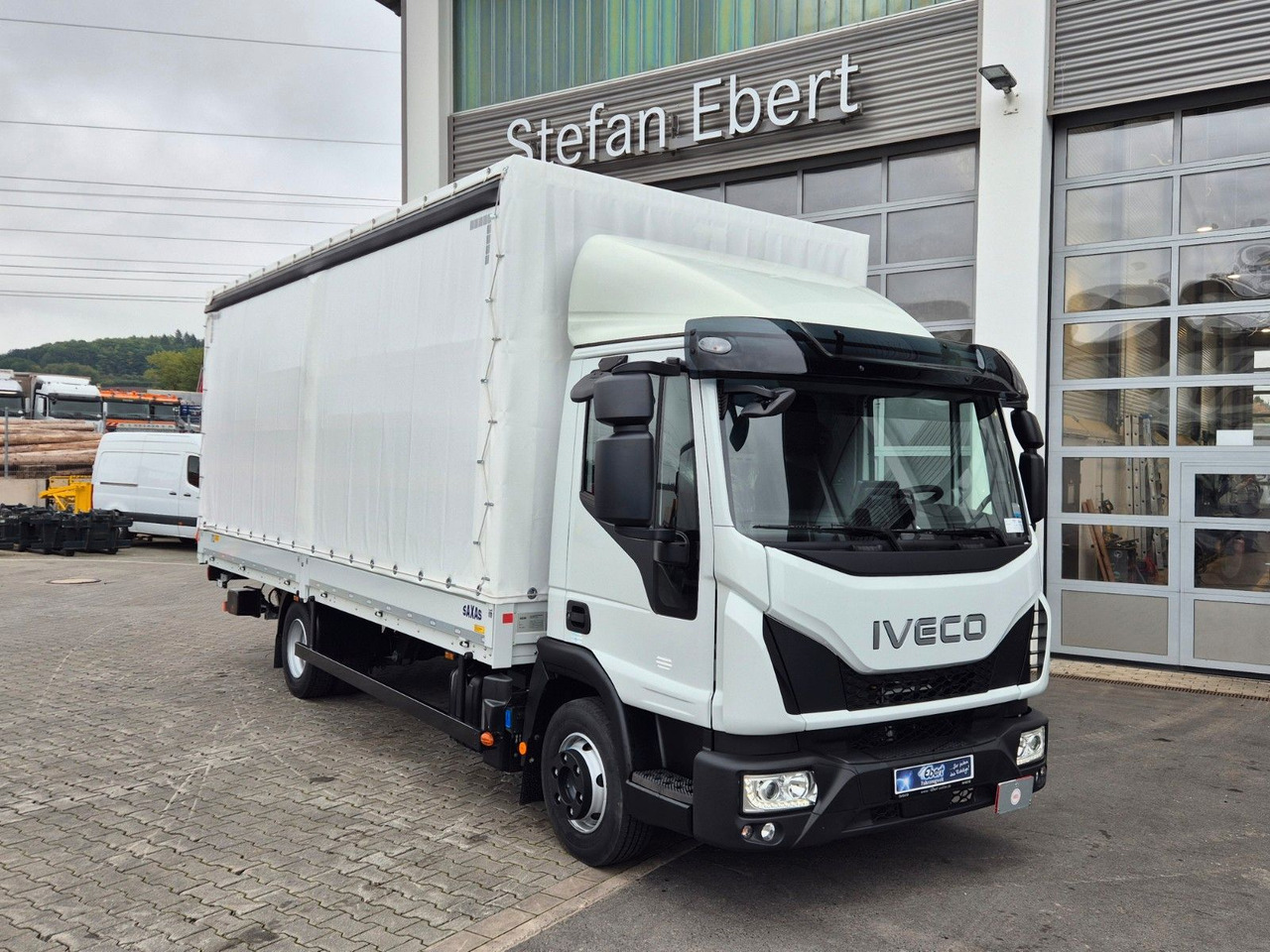 Iveco Eurocargo ML75E19/P LBW Spoiler Klima 3 Sitze - Комбе со церада: слика 2 Iveco Eurocargo ML75E19/P LBW Spoiler Klima 3 Sitze - Комбе со церада: слика 2