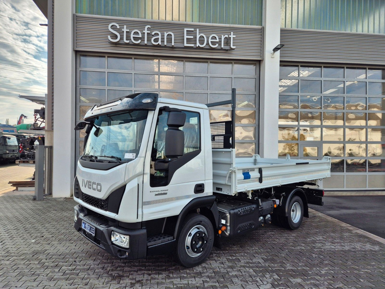 Iveco Eurocargo ML80E21 Meiller 2x AHK 3 Sitze Klima - Кипер: слика 4 Iveco Eurocargo ML80E21 Meiller 2x AHK 3 Sitze Klima - Кипер: слика 4