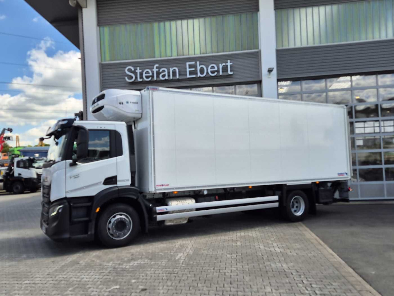 Iveco S-Way AD190S40/FP ThermoKing T-1000R LBW Tür AHK - Камион ладилник: слика 3 Iveco S-Way AD190S40/FP ThermoKing T-1000R LBW Tür AHK - Камион ладилник: слика 3