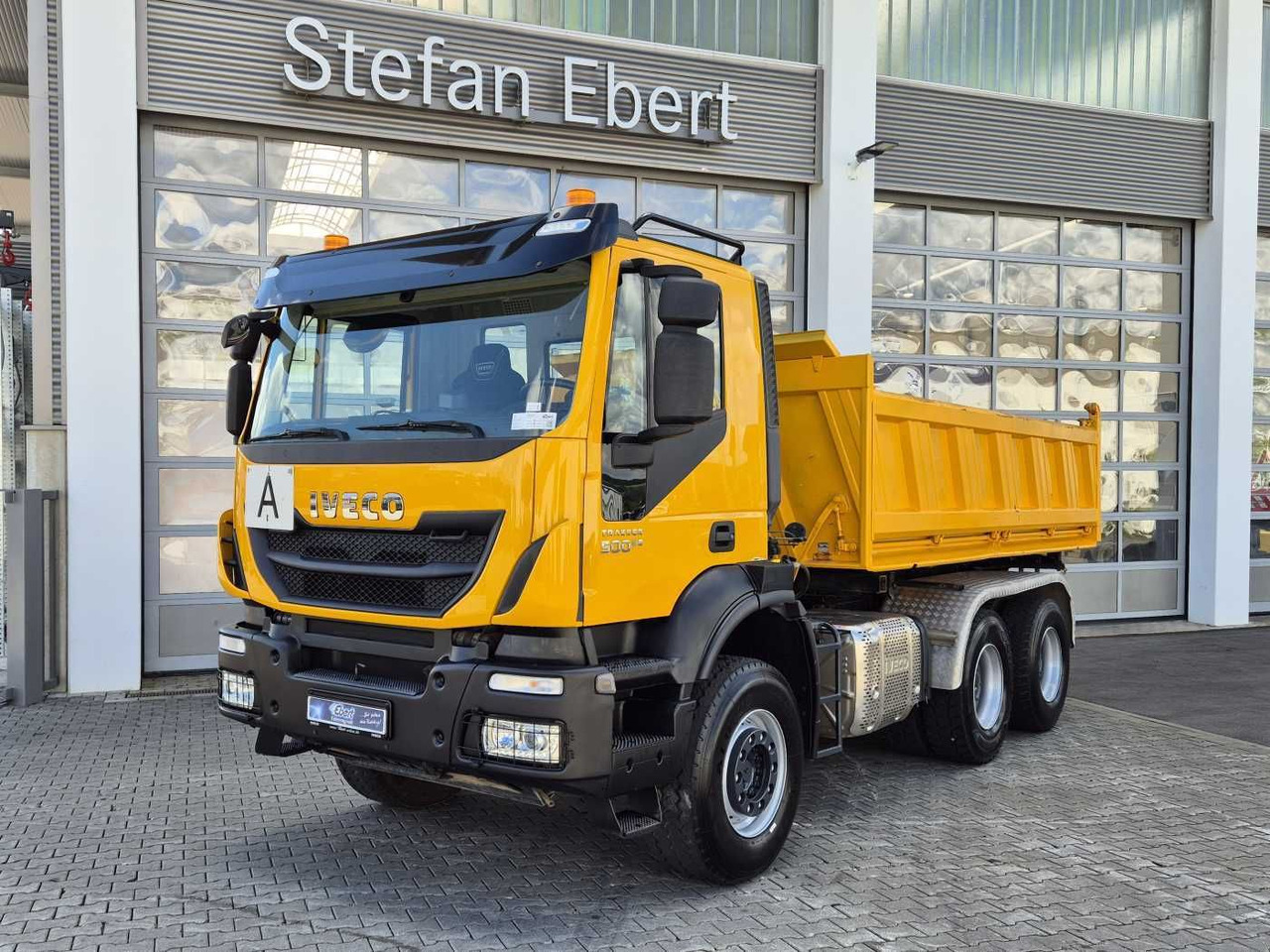 Iveco Trakker AD380T50 6x4 Kipper/SZM Wechselsystem - Кипер: слика 2 Iveco Trakker AD380T50 6x4 Kipper/SZM Wechselsystem - Кипер: слика 2