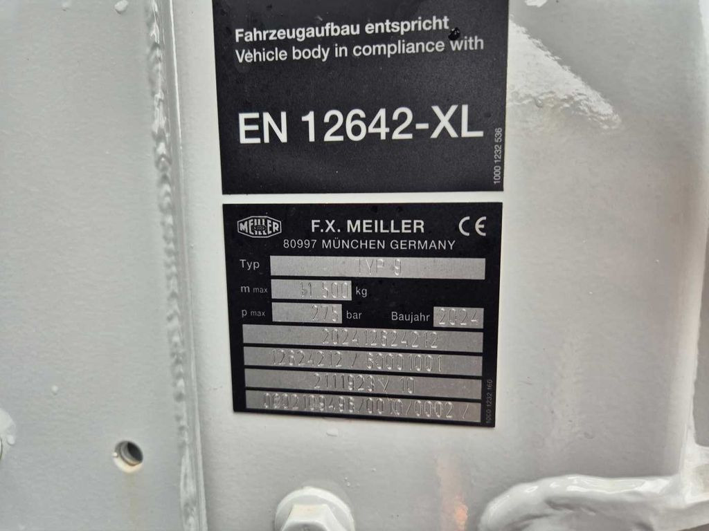 Нов Кипер Iveco X-Way AD200X48 HR OFF 4x2 Meiller Intarder 2x: слика 11