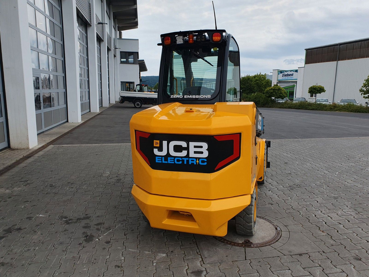JCB TLT 35-22E Teletruck / nur 149h! / 2022 / SS - Телескопски ракувач: слика 4 JCB TLT 35-22E Teletruck / nur 149h! / 2022 / SS - Телескопски ракувач: слика 4