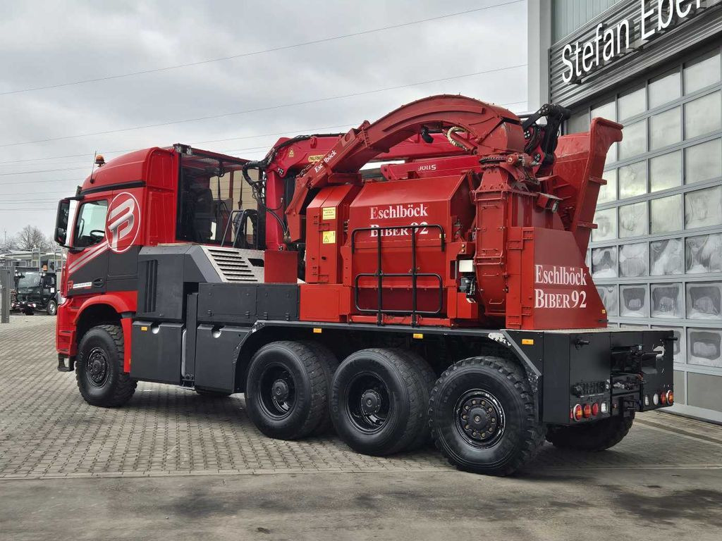 Mercedes-Benz TUROX 8x8 Eschlböck Biber 92 Holzhacker / 1.512h - Камион: слика 3 Mercedes-Benz TUROX 8x8 Eschlböck Biber 92 Holzhacker / 1.512h - Камион: слика 3