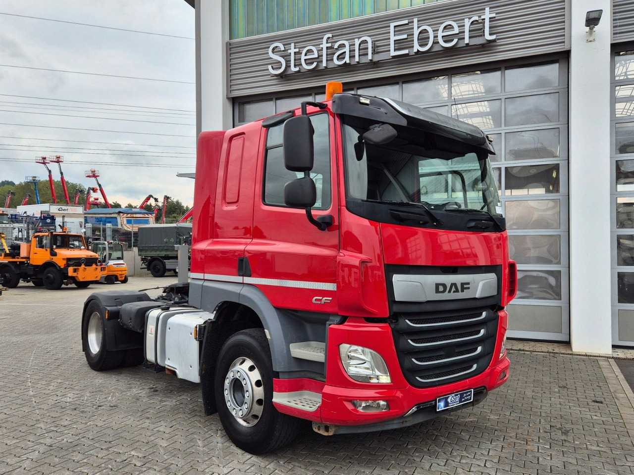 DAF CF 450 FT 4x2 Hydraulik Alu-Felgen Bett - Камион влекач: слика 2 DAF CF 450 FT 4x2 Hydraulik Alu-Felgen Bett - Камион влекач: слика 2