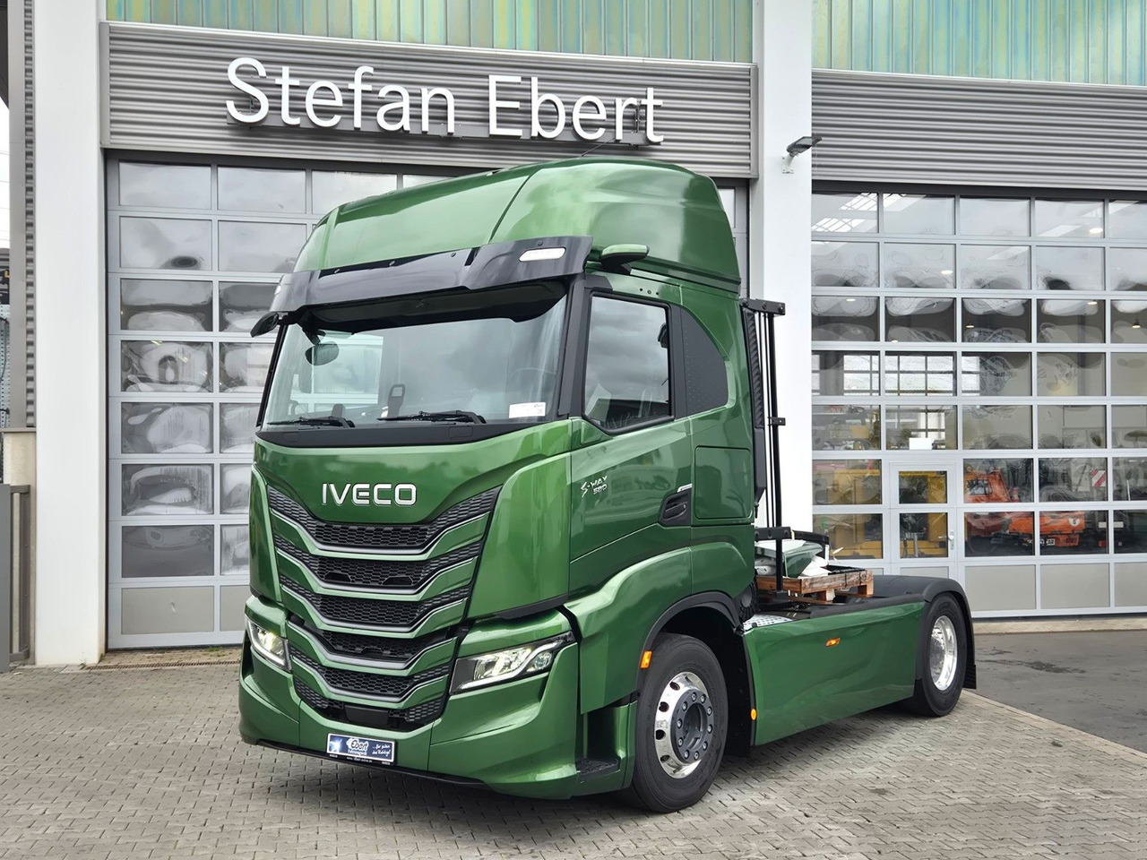 Iveco S-Way AS440S58T/FP 4x2 *MirrorCam*Retarder* - Камион влекач: слика 1 Iveco S-Way AS440S58T/FP 4x2 *MirrorCam*Retarder* - Камион влекач: слика 1