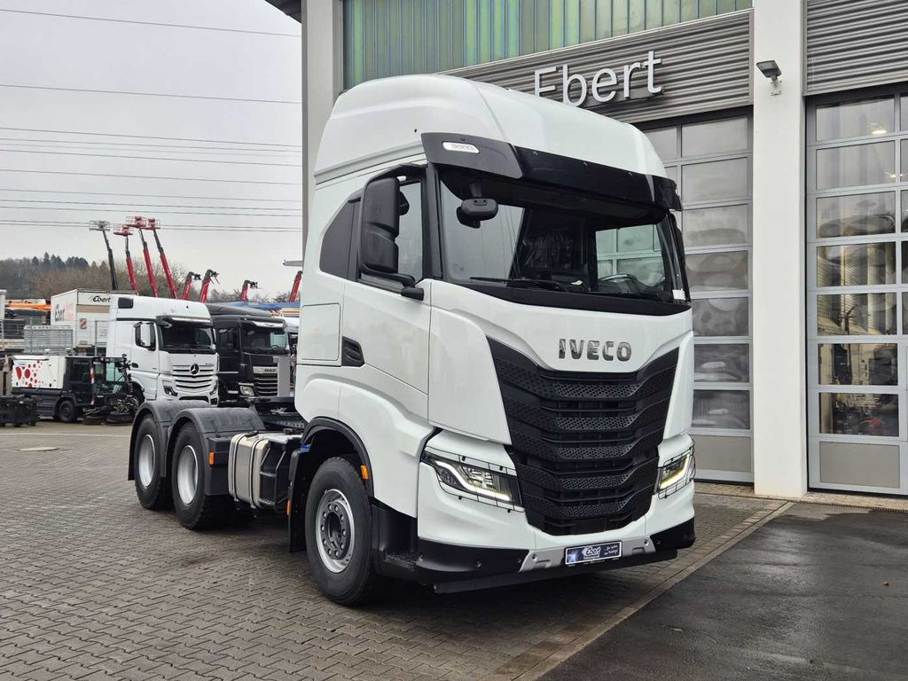 Iveco X-Way AS440X57TZ/P ON+ 6x4 Intarder 2xBett - Камион влекач: слика 2 Iveco X-Way AS440X57TZ/P ON+ 6x4 Intarder 2xBett - Камион влекач: слика 2