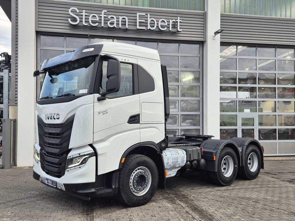 Iveco X-Way AS440X57TZ/P ON+ 6x4 Intarder Bett - Камион влекач: слика 3 Iveco X-Way AS440X57TZ/P ON+ 6x4 Intarder Bett - Камион влекач: слика 3