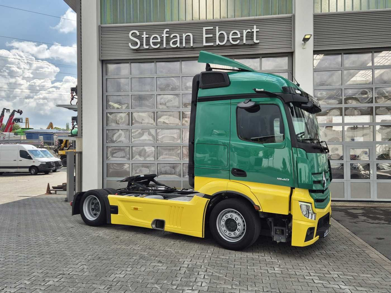 Mercedes-Benz Actros 1840 LSnRL Retarder Hubsattelplatte Xenon - Камион влекач: слика 4 Mercedes-Benz Actros 1840 LSnRL Retarder Hubsattelplatte Xenon - Камион влекач: слика 4